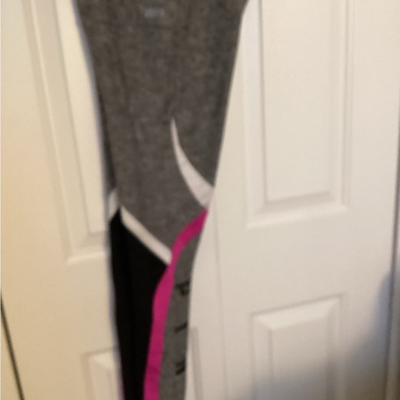 Girls - Pink/ Victoria’s Secret- leggings-with logo on the side left leg - Picture 2 of 2